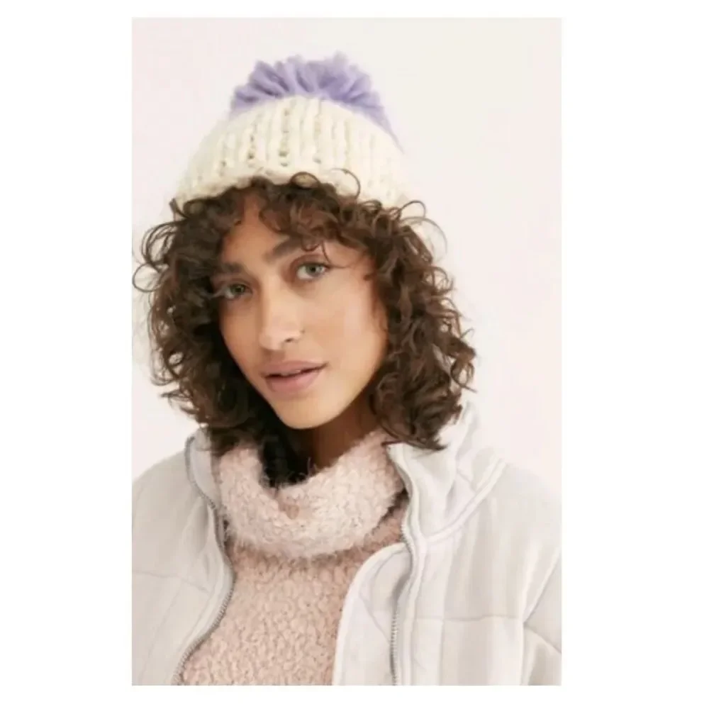 Free People Beanie Hat Cozy Up Color Block Pom Pom Lavender Ivory O/S